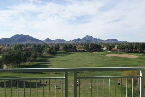 Hotel Embassy Suites Phoenix - Scottsdale