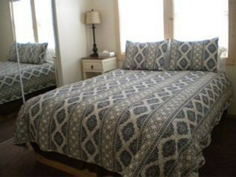 Hotel Bear Creek Resort
