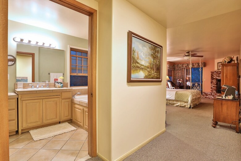 Alpenhorn Bed And Breakfast
