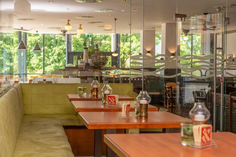 Trans World Hotel Donauwelle