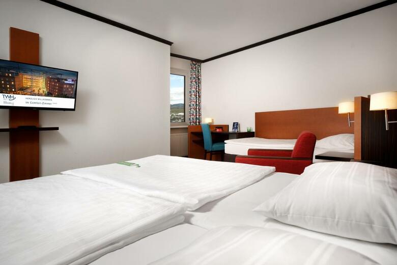 Trans World Hotel Donauwelle