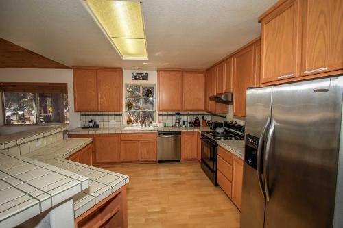 Can't Bear To Le Avenue#1156