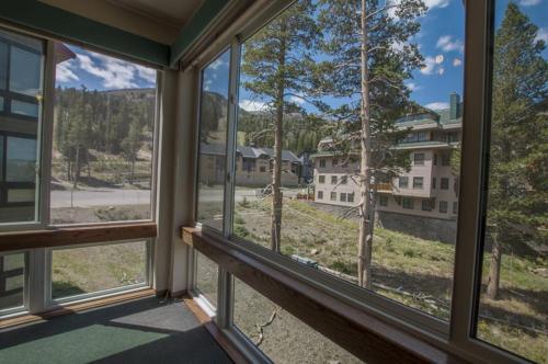Sun Meadows Apartment