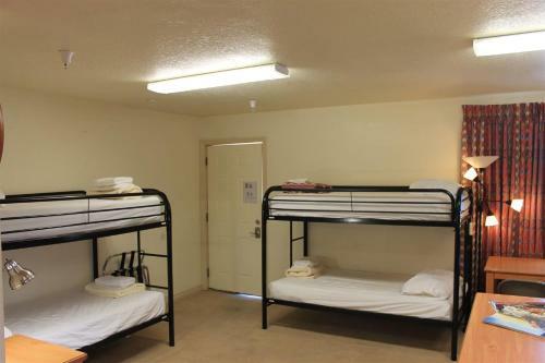 Whitney Portal Hostel And Hotel