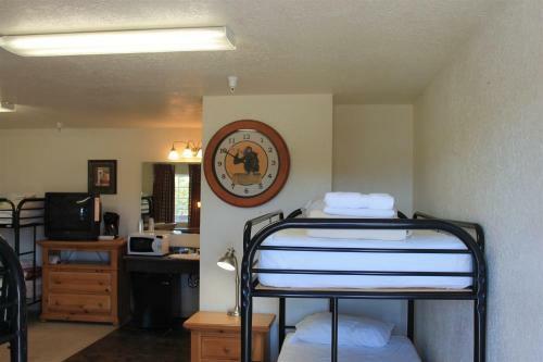 Whitney Portal Hostel And Hotel