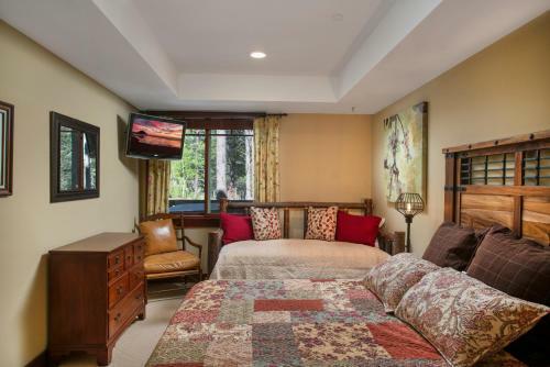 Lodge Mammoth Golf Properties By 101 Great Escapes