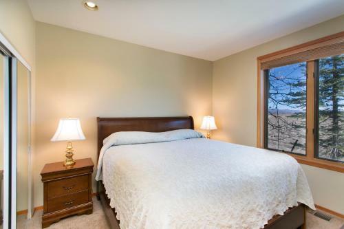 Lodge Mammoth Golf Properties By 101 Great Escapes