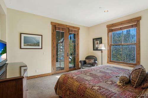 Lodge Mammoth Golf Properties By 101 Great Escapes