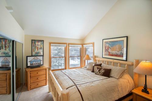 Lodge Mammoth Golf Properties By 101 Great Escapes