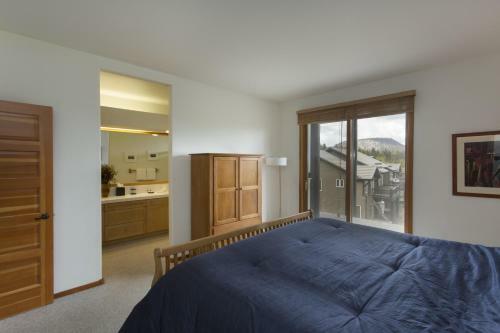 Lodge Mammoth Golf Properties By 101 Great Escapes