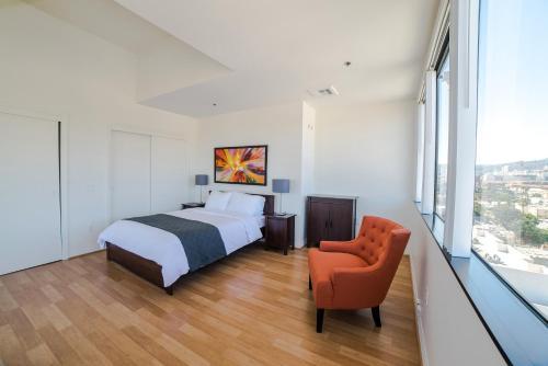 Hollywood Academy Apartment