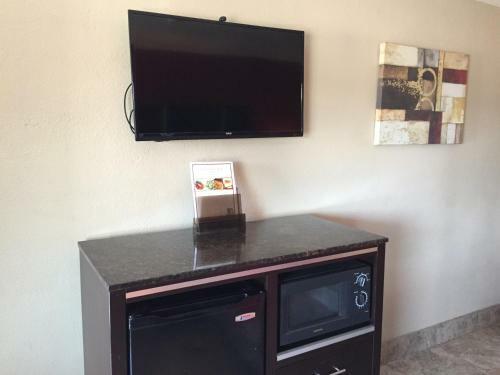 Hotel Harbor Inn & Suites Oceanside