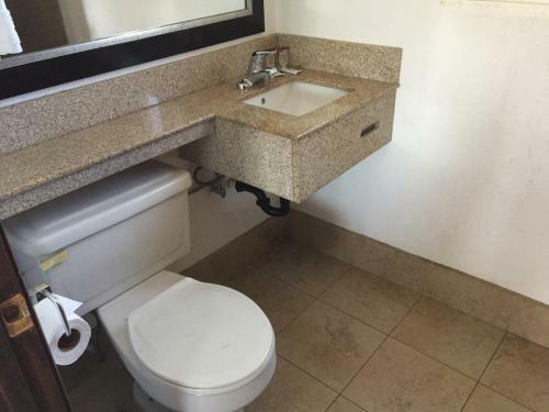 Hotel Harbor Inn & Suites Oceanside