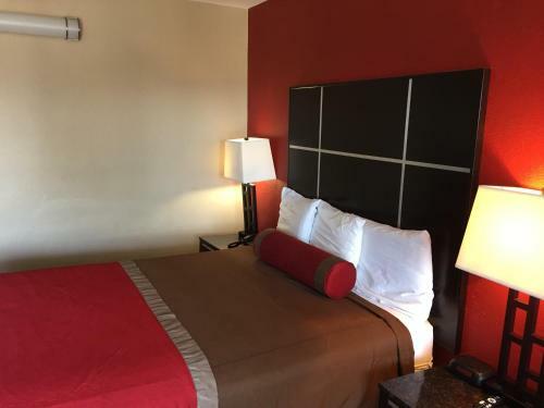 Hotel Harbor Inn & Suites Oceanside