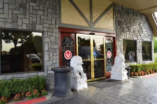 Hotel Folk Inn Ontario Airport