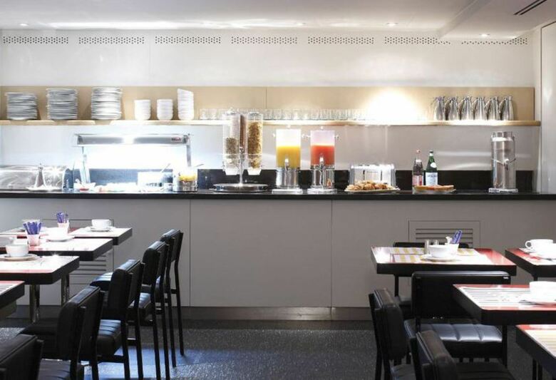 Hotel Ibis Paris Alesia Montparnasse