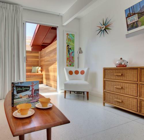 Del Marcos Hotel - Adults Only 21 & Up