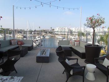 Miracle Mile - Brand New Apartment With Full Amenities