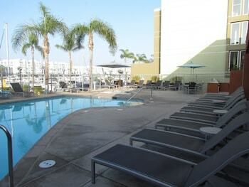 Miracle Mile - Brand New Apartment With Full Amenities
