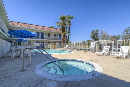 Motel 6 Palm Springs - Rancho Mirage