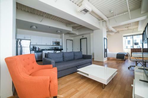 California Wanderlust Apartment