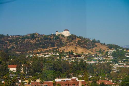 Hollywood Dicaprio Apartment