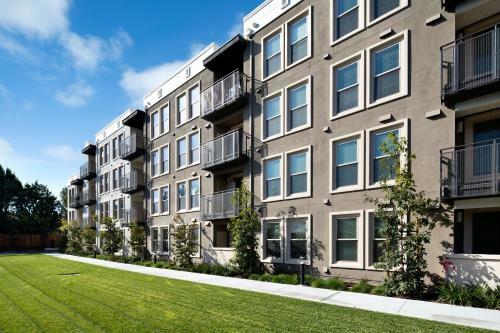 Apartamentos Oakwood Redwood City