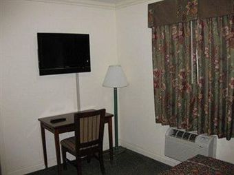 Motel Redondo Inn And Suites