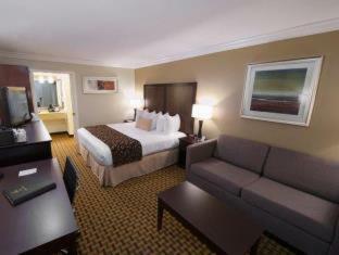 Best Western Plus Orchid Hotel & Suites