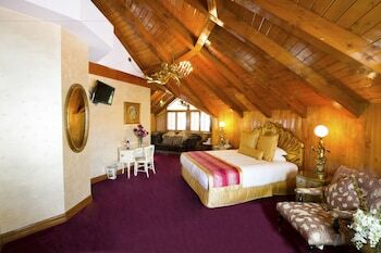 Hotel Madonna Inn