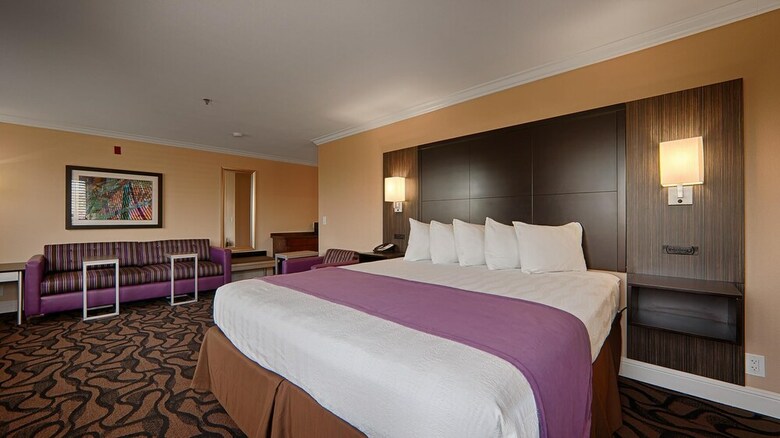 Motel Best Western Plus Airport Plaza