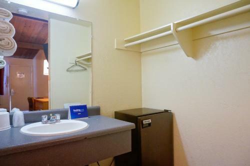 Ez 8 Motel San Jose I
