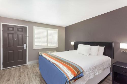 Motel Knights Inn San Ysidro