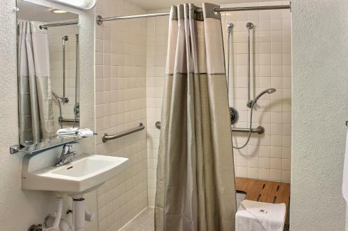 Motel 6 San Simeon - Hearst Castle Area