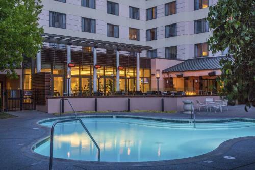 The Plaza Suites Hotel