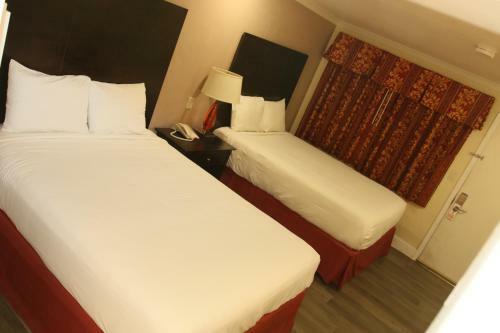 Motel Town And Country Inn