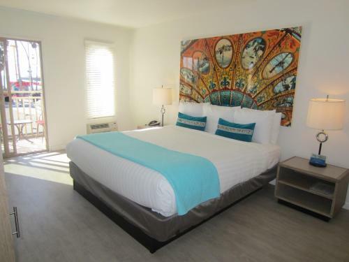 Motel Carousel Beach Inn