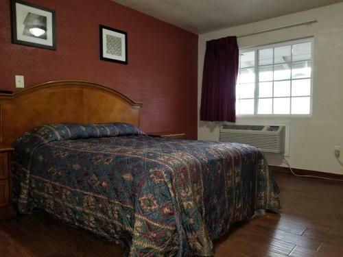 Buckboard Motel