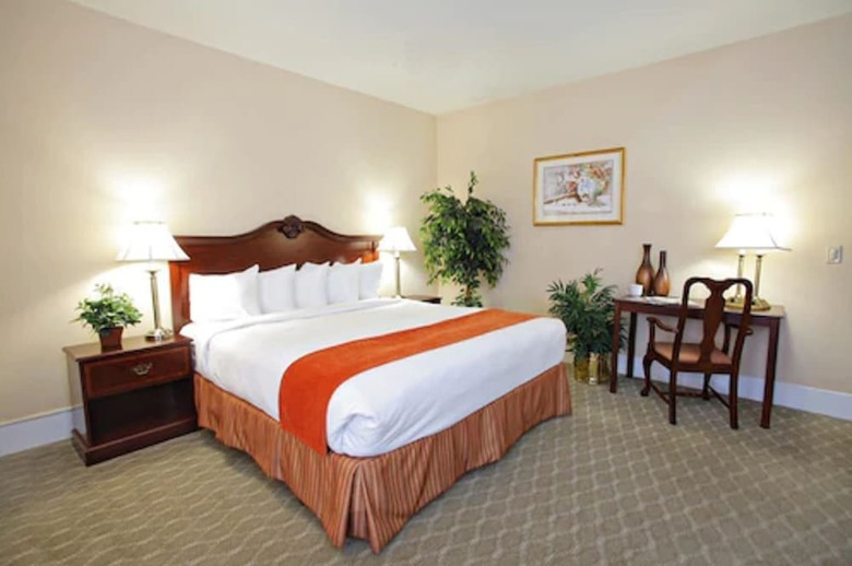 Hotel Historic Santa Maria Inn