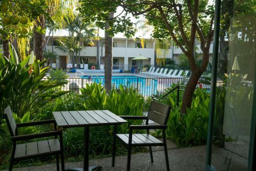 Hotel Lemon Tree Inn