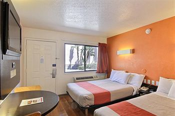 Motel 6 Santa Barbara-state