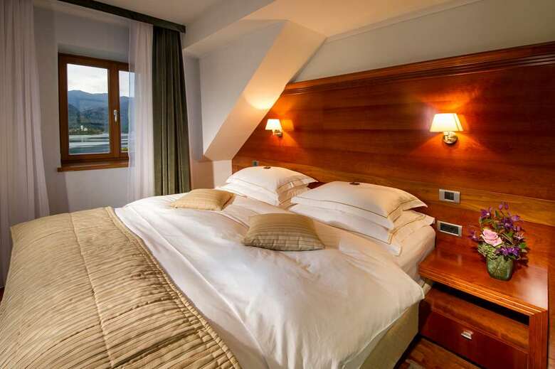 Best Western Lovec Premier Hotel