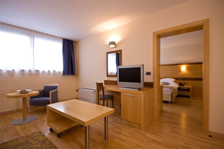 Best Western Lovec Premier Hotel