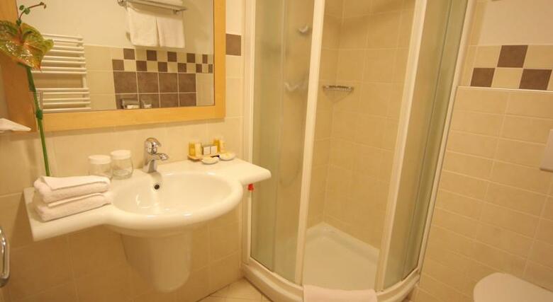 Best Western Lovec Premier Hotel