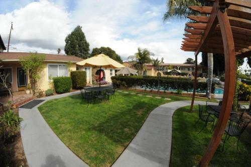 Motel Oasis Inn And Suites