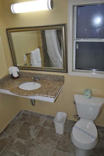 Motel Oasis Inn And Suites