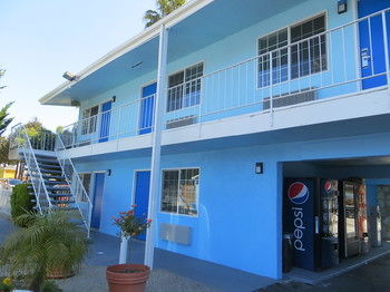 Motel Surf City Inn & Suites