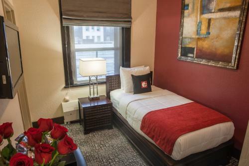Hotel Fusion, A C-two Hotel