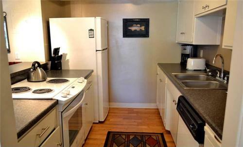 South Shore Apartment 1171a
