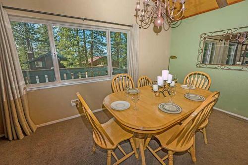 Timber Lane Holiday Home